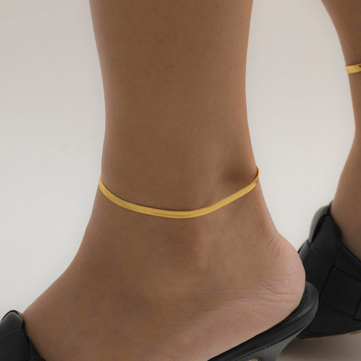 Sleek Adjustable Gold Hoops Necklace Kalsten