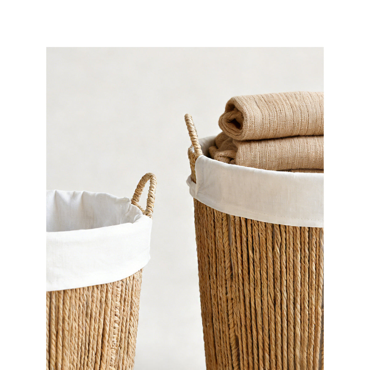 Braided basket with fabric insert Acalora