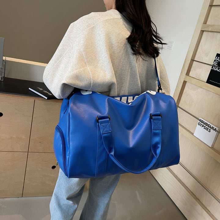Sporty Travel Bag With Spacious Interior Compartment And Durable Material Kalsten