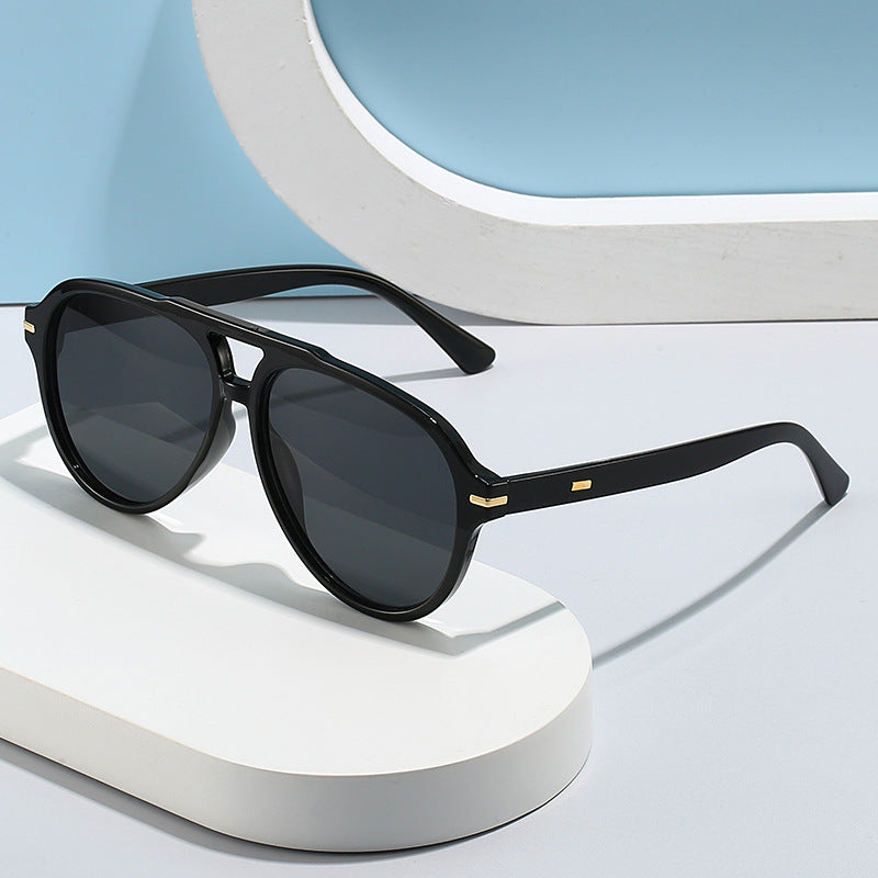 Women's fashionable sunglasses with stylish tortoise frame Kalsten