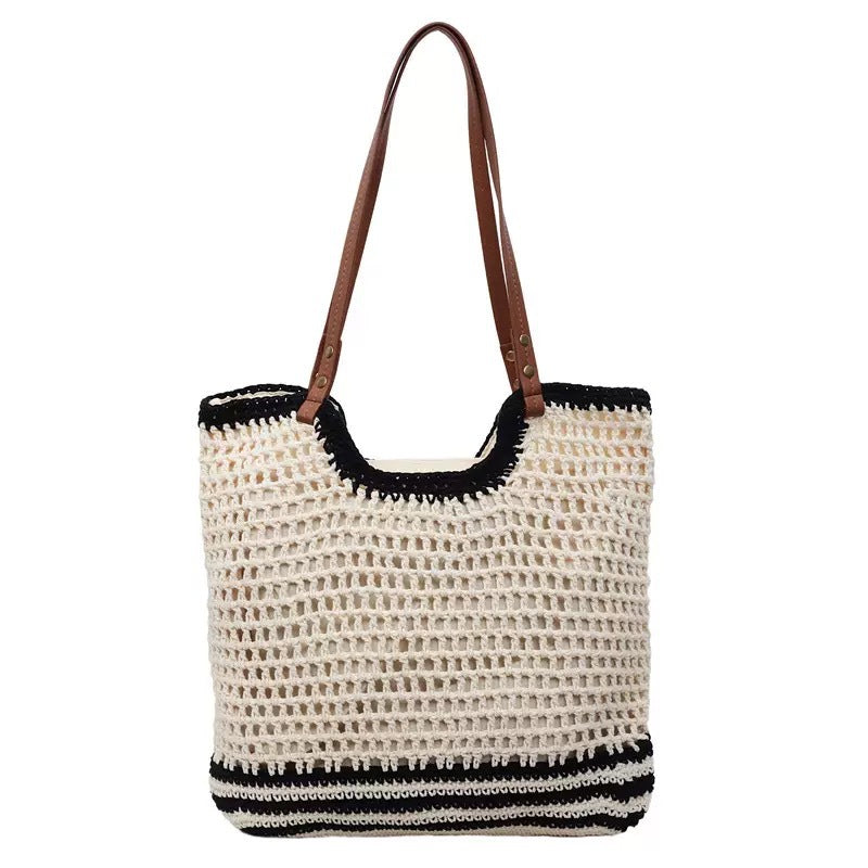 Handcrafted beach bag with fine mesh structures Kalsten