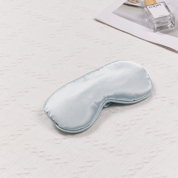 Women's ergonomic sleep mask made of satin-like material with contoured eye area Kalsten