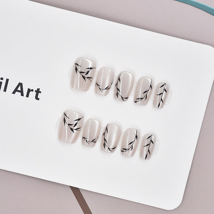 Glamorous Heart-Themed Press-On Nail Set Kalsten