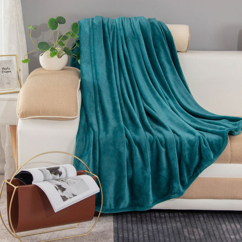 Ladies luxurious fleece blanket with soft texture Kalsten