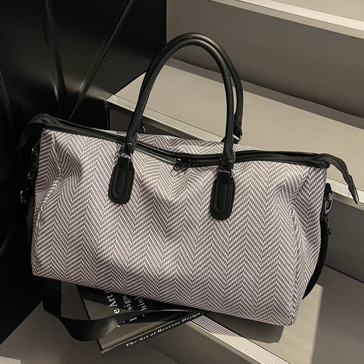 Elegant Travel Bag with Innovative Compartment Design Kalsten