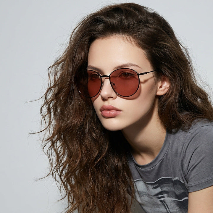 Women's round sunglasses with slim metal frame and polarized lenses Kalsten