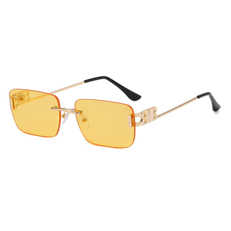 Women's fashionable square sunglasses with golden accents Kalsten