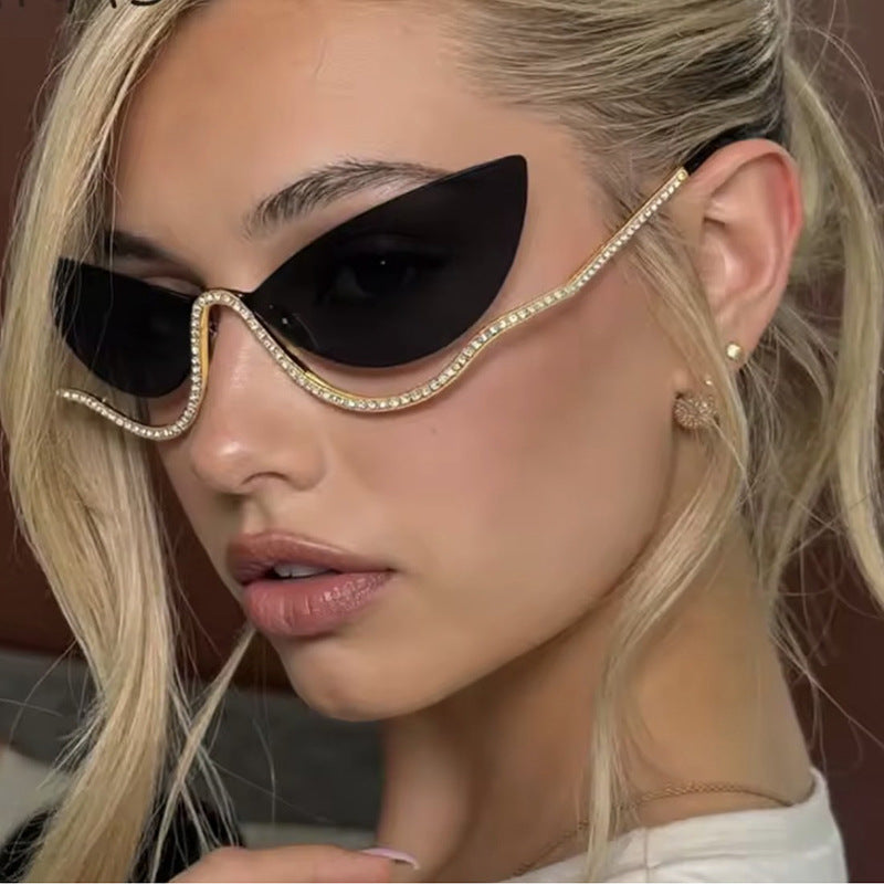 Women's extravagantly shaped Cat-Eye sunglasses with sparkling appliqués Kalsten
