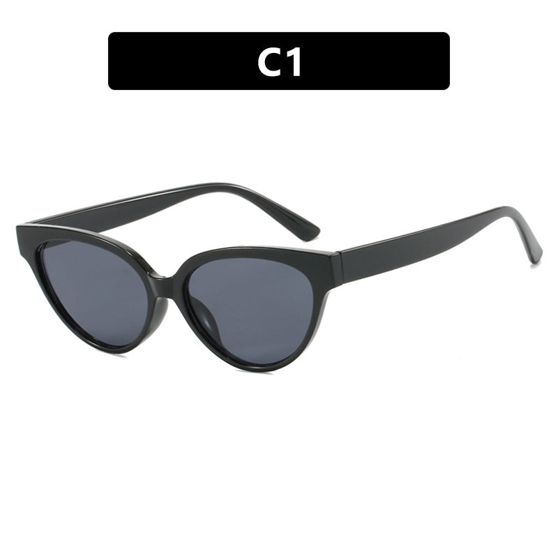 Ladies Cat-Eye Sunglasses with Luxurious Pattern and UV Protection Kalsten