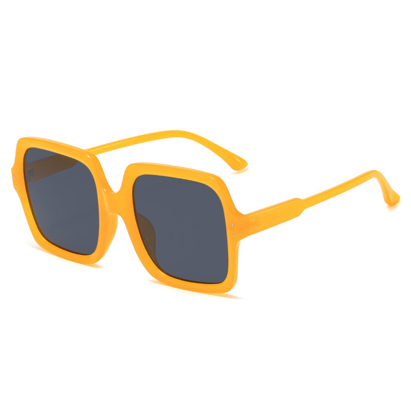 Women’s trendy oversized sunglasses with modern design Kalsten
