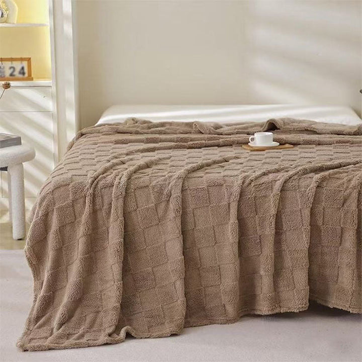 Women Plush Bedspread with Textured Design Kalsten