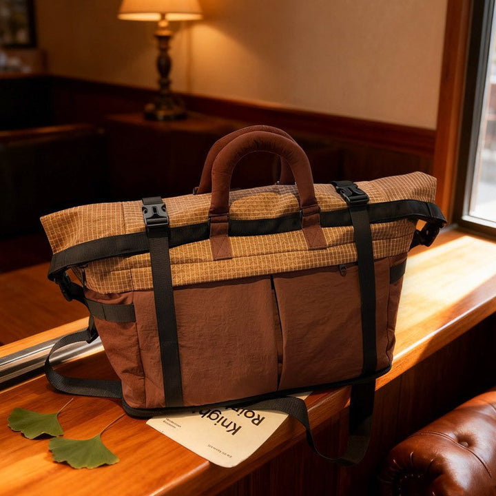 Sporty travel bag with multifunctional compartments Kalsten