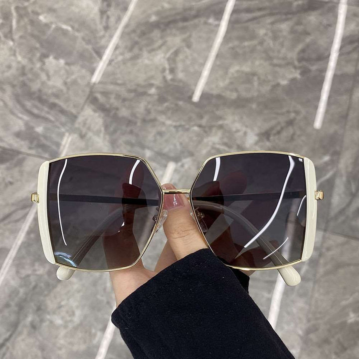 Women's oversized sunglasses with glamorous frame Kalsten