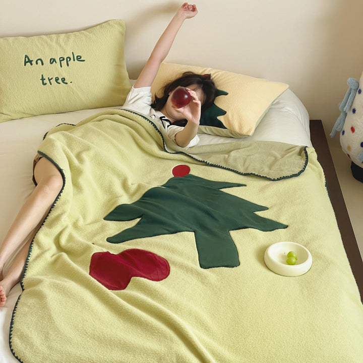 Cozy Animal-Themed Blanket Kalsten