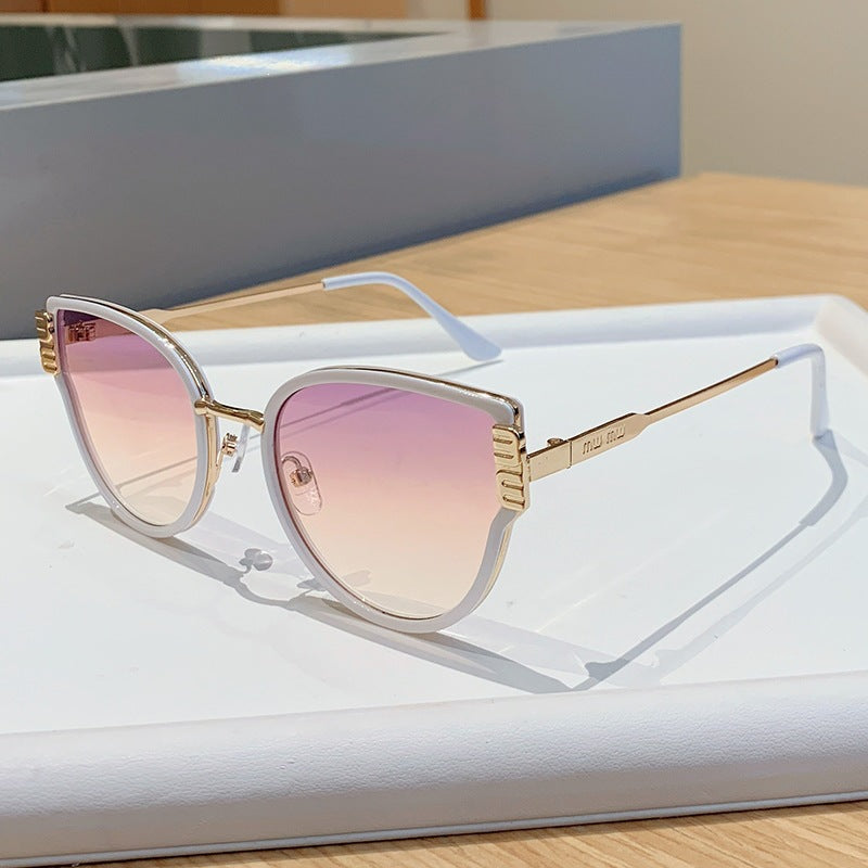 Women's Cat-Eye Sunglasses with Elegant Accentuated Lenses Kalsten