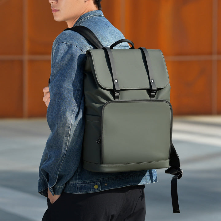Spacious laptop backpack with adjustable shoulder straps and water-repellent material Kalsten