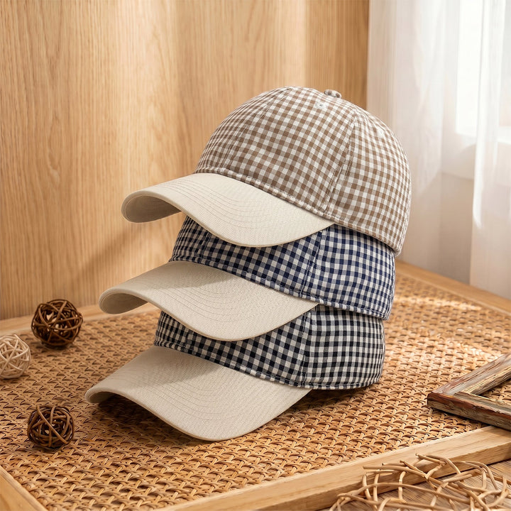 Ladies' fashionable cap with check pattern Brehn