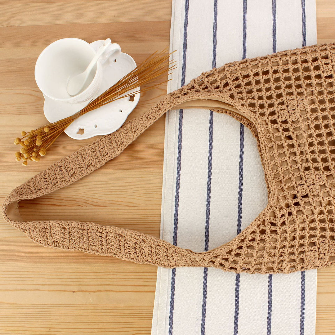Handbag Made of Handwoven Natural Material Kalsten
