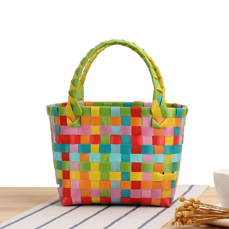 Handbag made of woven material with a stylish check pattern Kalsten