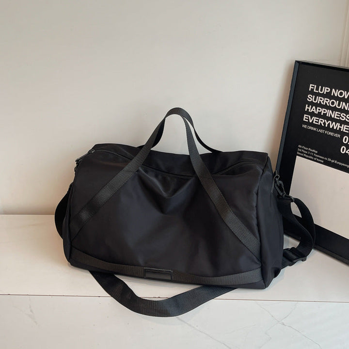 Leisure travel bag with multiple inner compartments Kalsten
