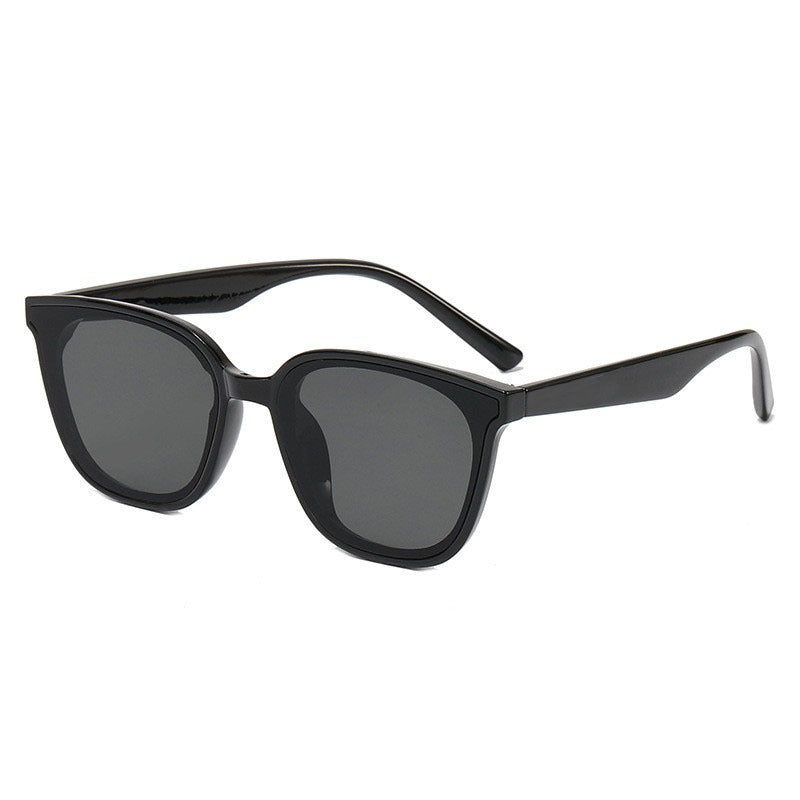 Ladies Cat-Eye Design Sunglasses with protective UV filter Kalsten
