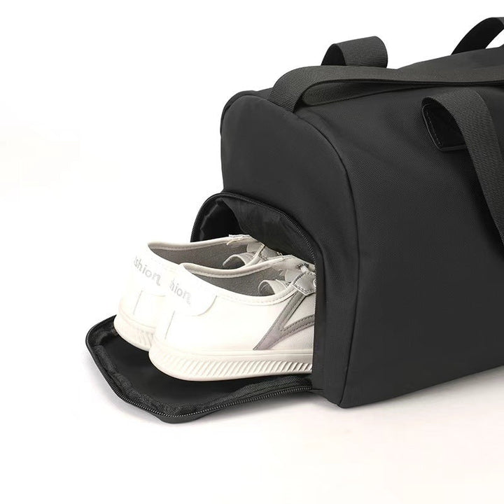 Sporty travel bag with multiple compartments Kalsten