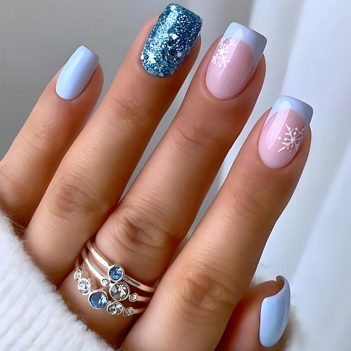 Artistic Snowflake-Embellished Nail Art Tips Kalsten