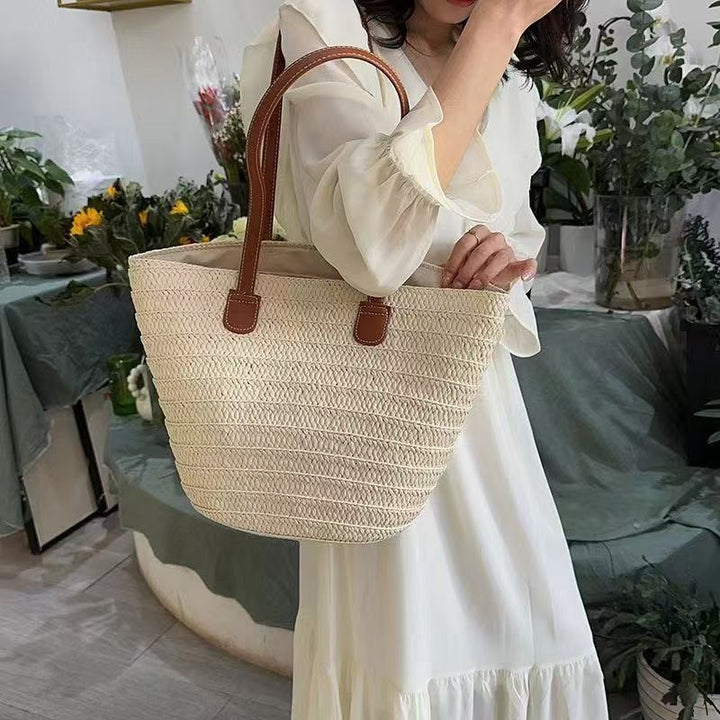 Elegant handbag with sophisticated fabric Kalsten
