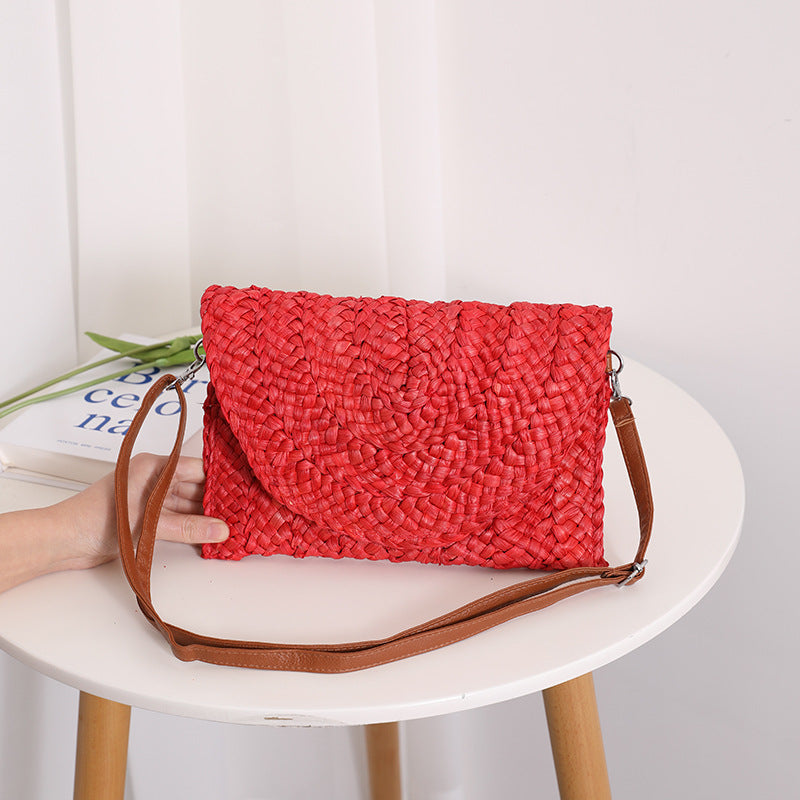 Handcrafted basket bag in elegant wave pattern Kalsten
