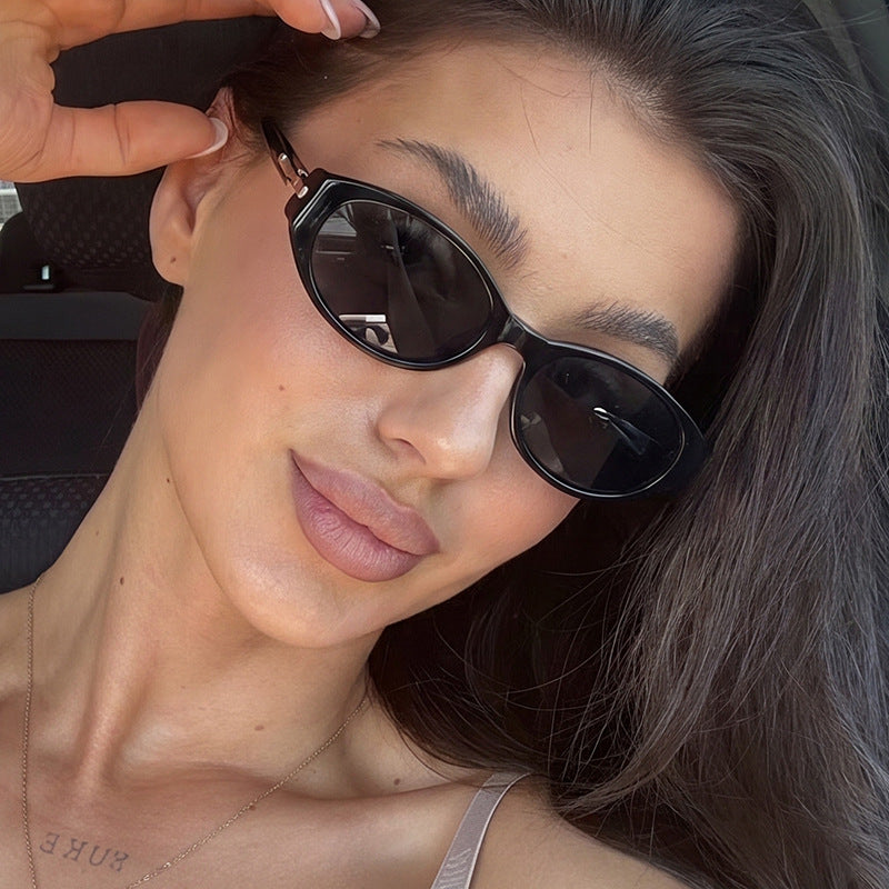 Women's cat-eye sunglasses with a robust frame and polarized lenses Kalsten