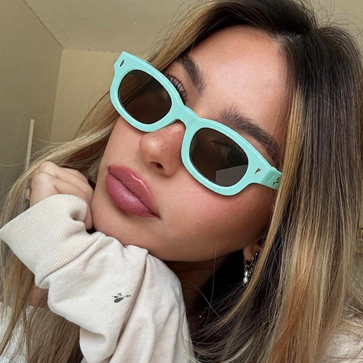 Ladies fashionable sunglasses in trendy square tube design Kalsten