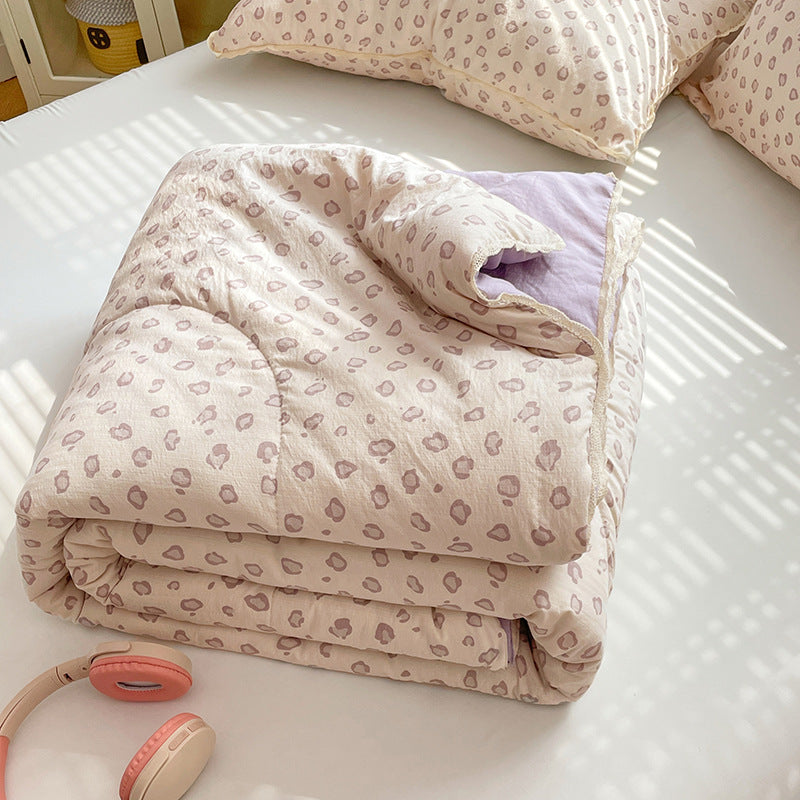 Ladies comfort duvet with delicate floral pattern and high-quality filling Kalsten