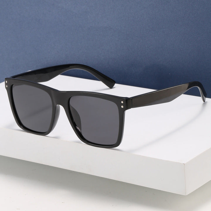 Ladies Fashion Sunglasses with Modern Matte Frame Kalsten