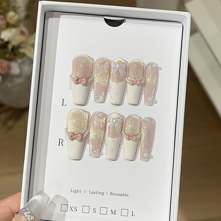 Decorative 3D Nail Art Press-On Set Kalsten