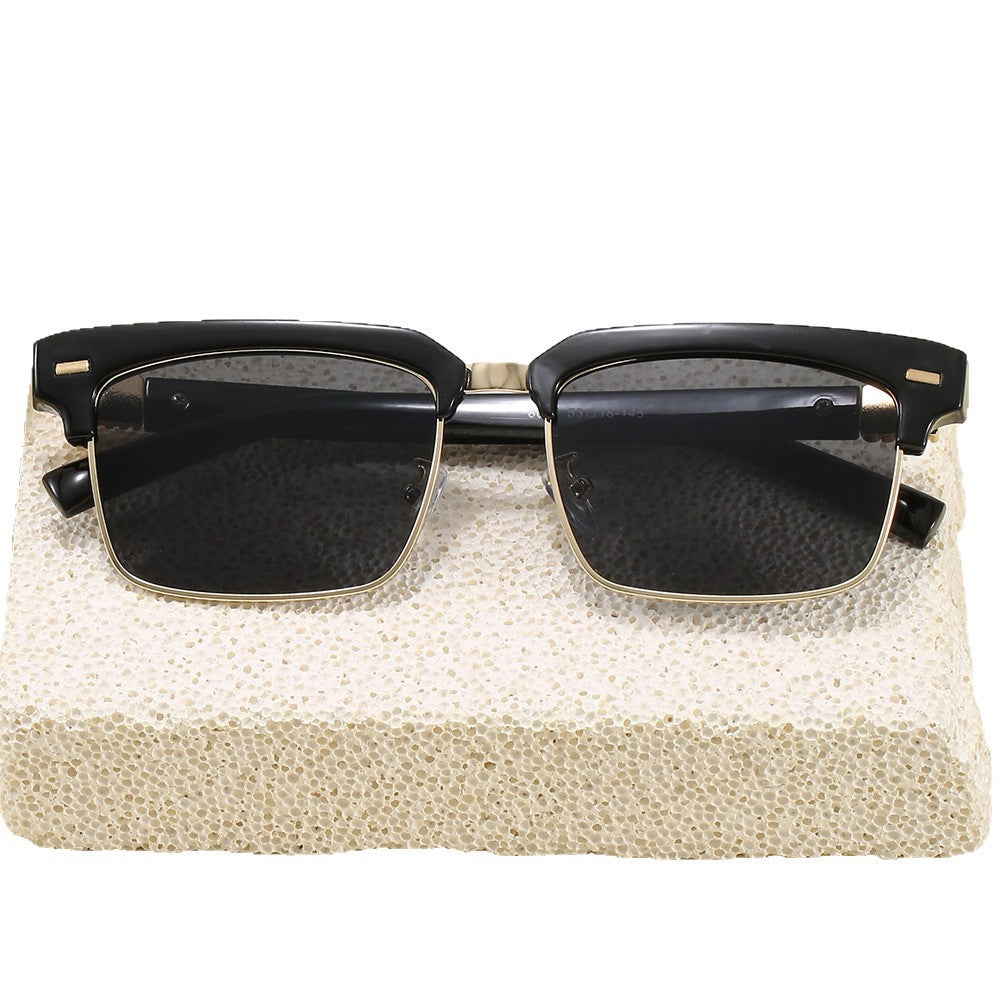 Fashion sunglasses with square frame and stylish design Kalsten