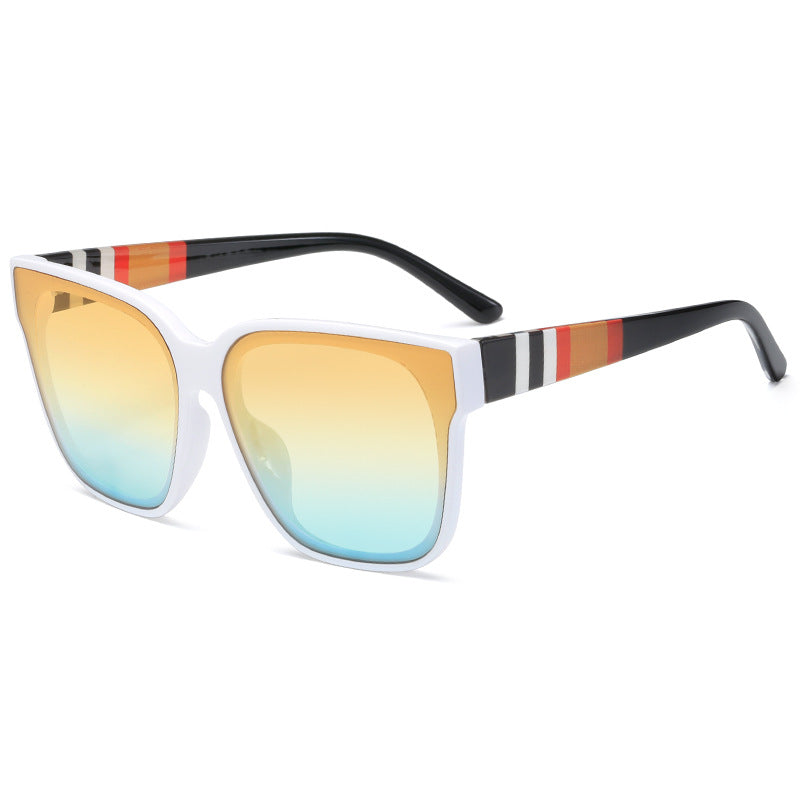Ladies fashionable sunglasses with striking oversized frame and UV protection Kalsten