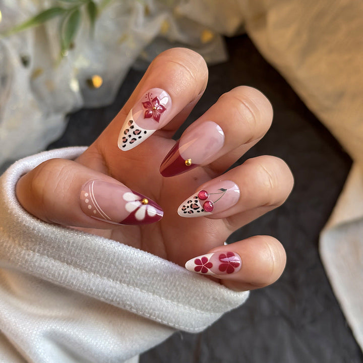 Elegant Decorative Press-On Nail Collection Kalsten