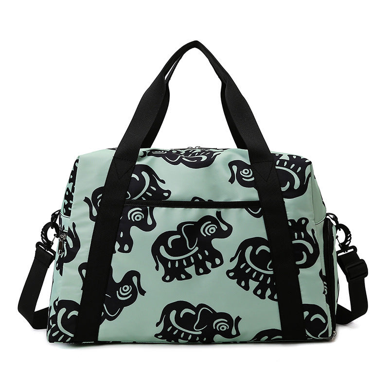 Sporty travel bag with playful elephant pattern Kalsten