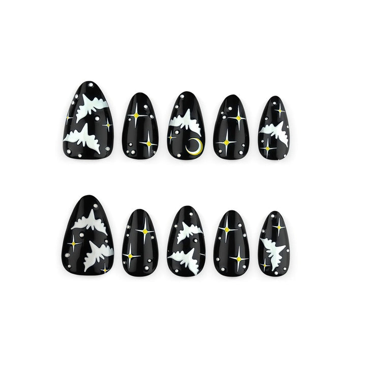 Artificial nails in creative Halloween bat design Kalsten