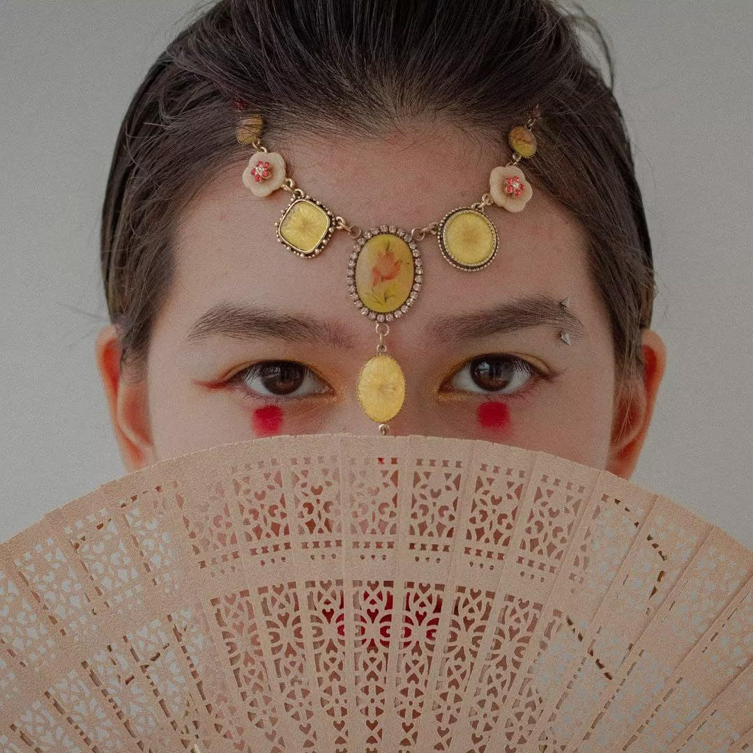 Ladies decorative and high-quality hand fan made of filigree wood Kalsten