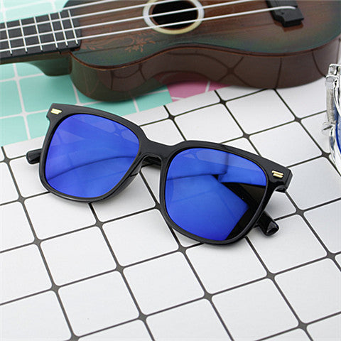 Women's fashionable oversized sunglasses with square frame and UV protection Kalsten