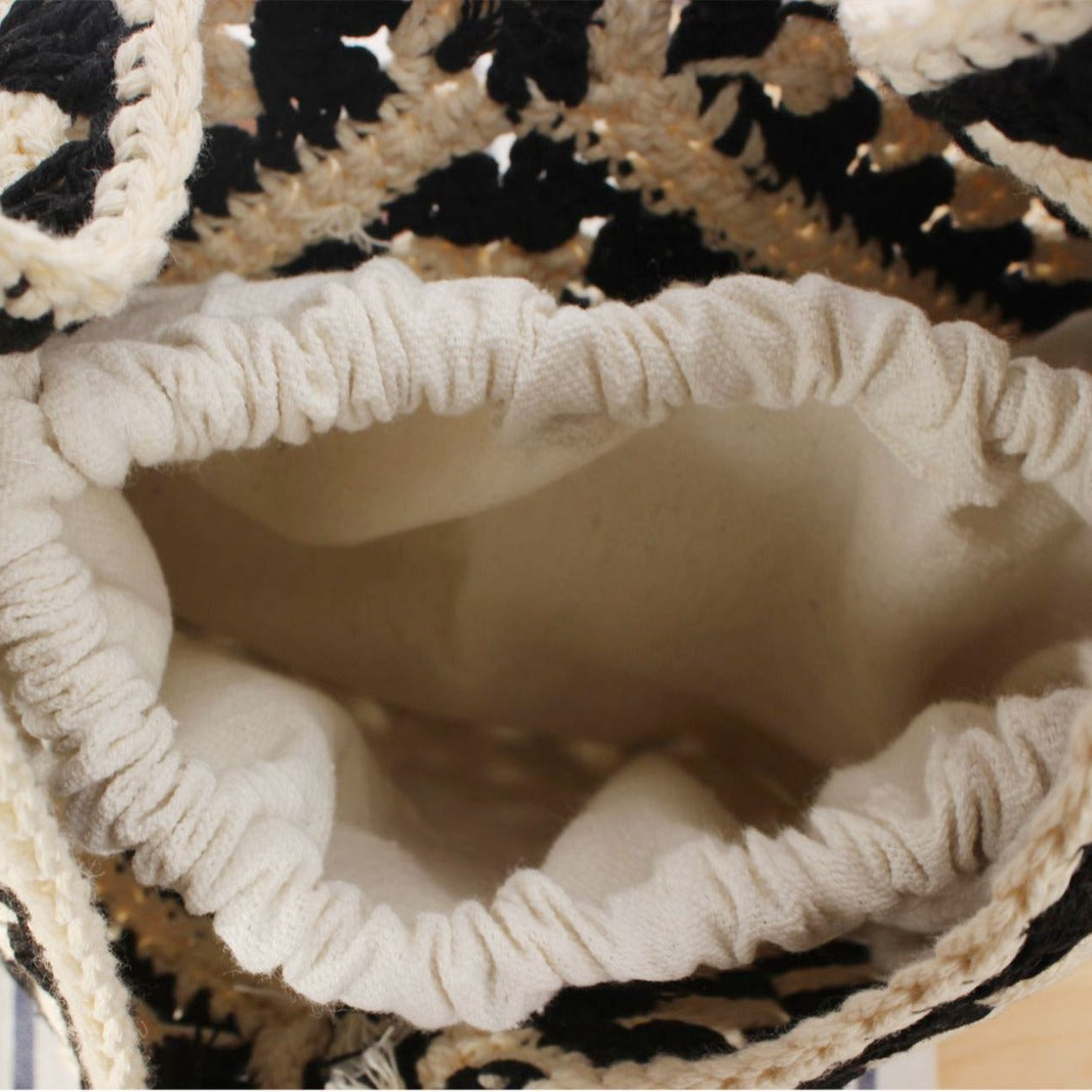 Handcrafted macramé shoulder bag with unique pattern Kalsten