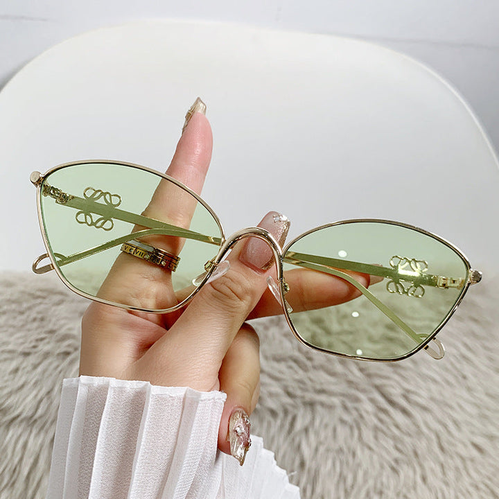 Women's fashionable Cat-Eye sunglasses with delicate metal frame Kalsten