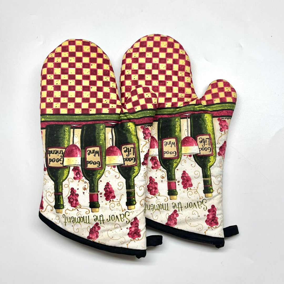 Insulated Double Oven Mitt Pair With Quilted Heat-Resistant Lining And Hanging Loop