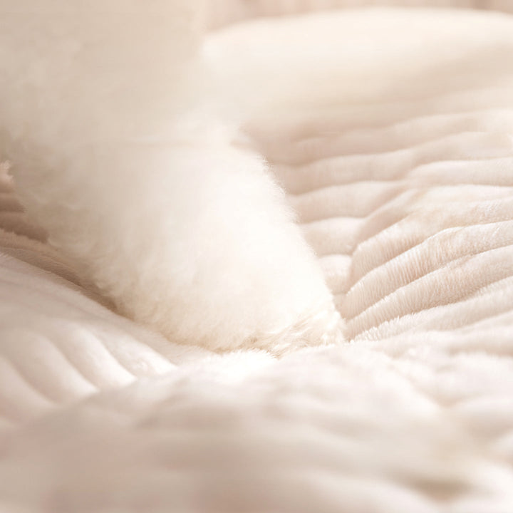 Cozy Round Quilted Dog Bed
