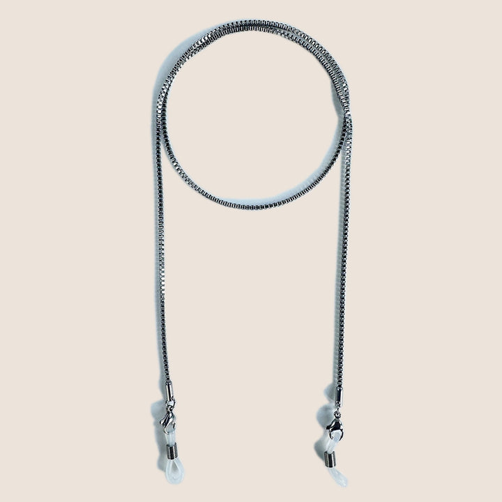 Elegant Eyewear Chain Holder Kalsten