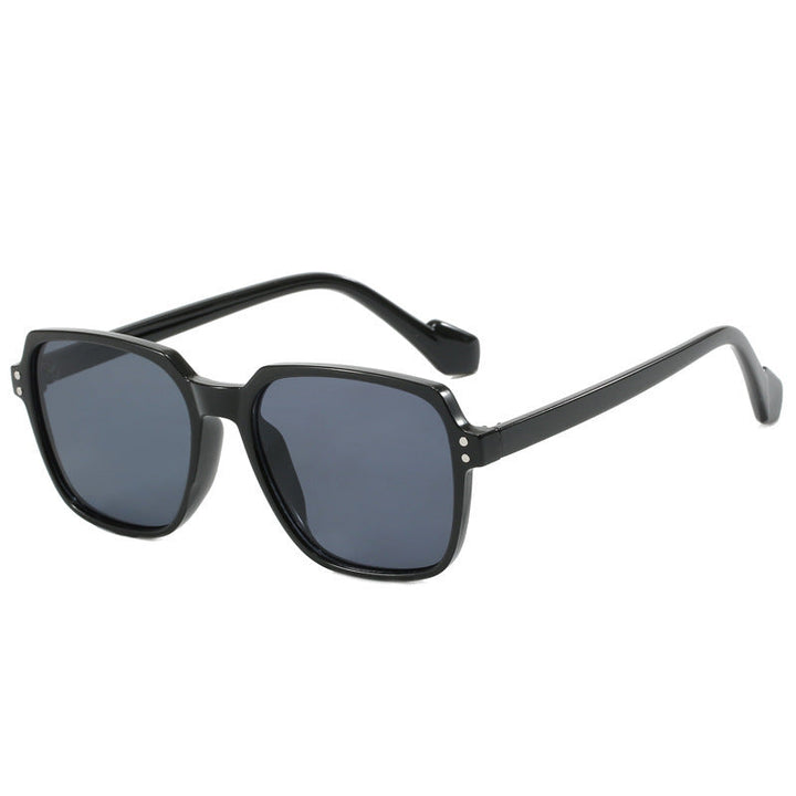 Women's fashion sunglasses with bold, rectangular lenses Kalsten