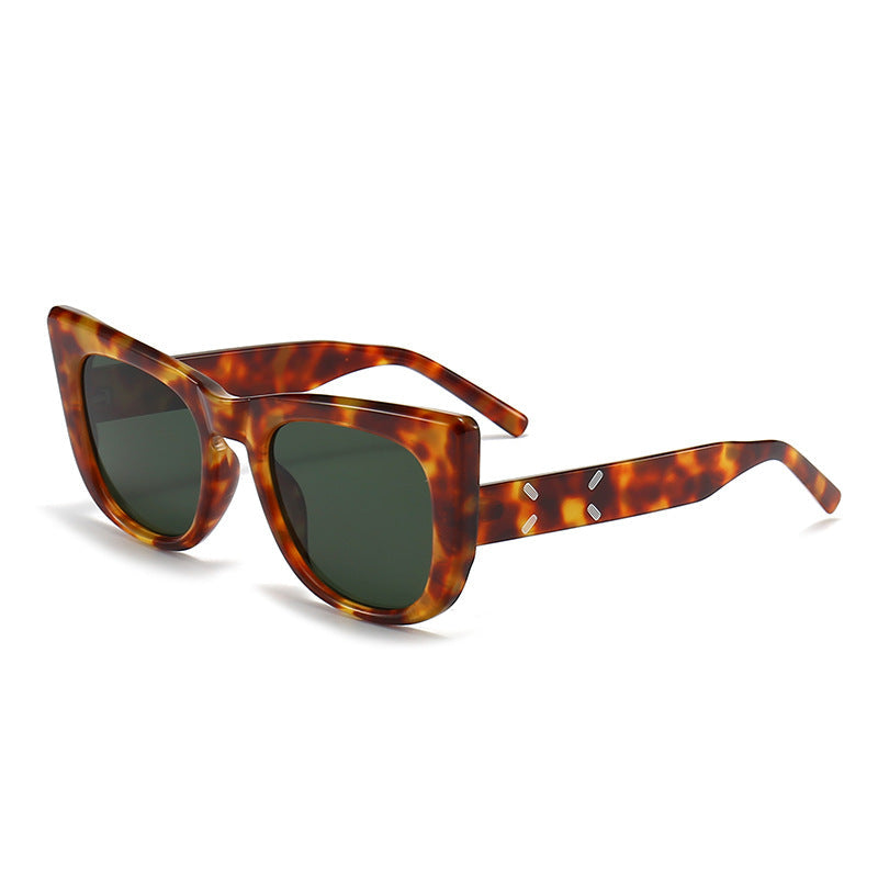Women modern oversized sunglasses in unique design Kalsten
