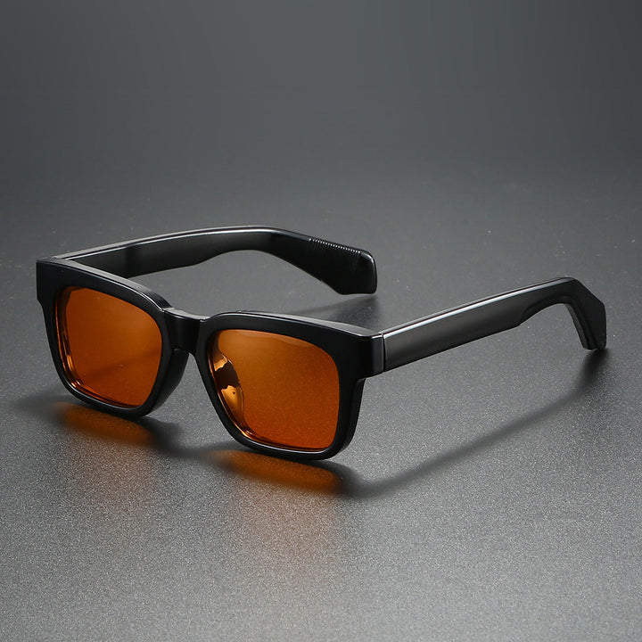 Women's square sunglasses with distinctive tortoiseshell pattern Kalsten