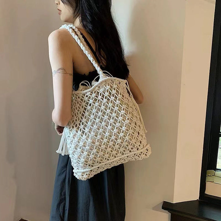 Hand-knotted beach bag with playful design Kalsten